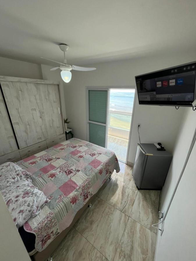 Mongagua Com Vista Para O Mar Pe Na Areia Εξωτερικό φωτογραφία